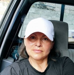 Meet your Posher, Ana